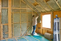 Est-il possible d'isoler une maison en bois de l'intérieur avec de la laine minérale