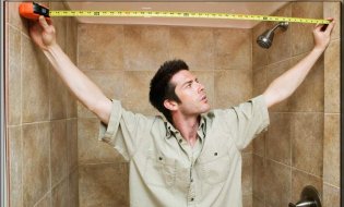 Comment calculer les carreaux dans la salle de bain : combien de carreaux acheter ?