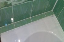 Comment sceller le joint entre la salle de bain et le carrelage