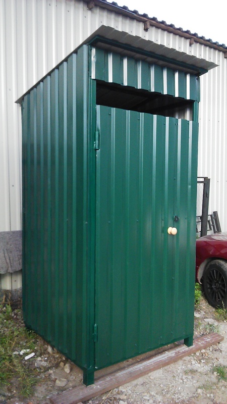 Toilettes chaudes à la campagne