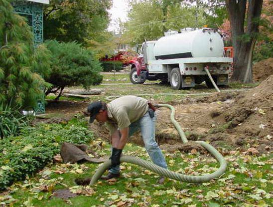 Comment nettoyer les toilettes dans le pays de vos propres mains