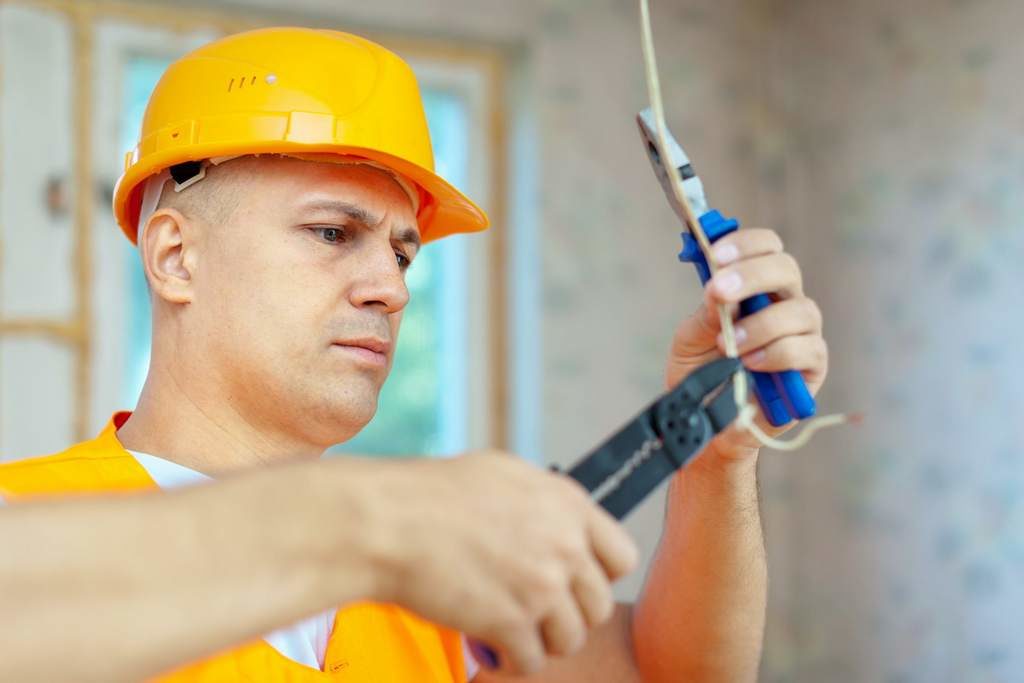 Éléments de câblage électrique de l'appartement