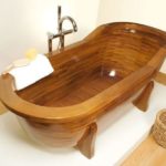 Bain en bois naturel