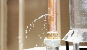 Radiateur de liquide de refroidissement qui fuit