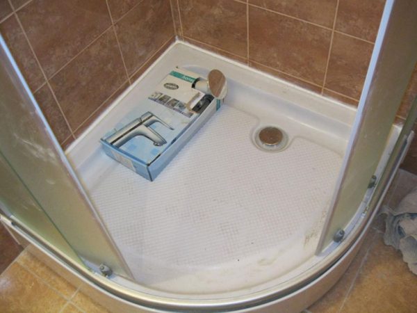 Mastic pour cabine de douche qu'il vaut mieux choisir et que rechercher lors de l'achat