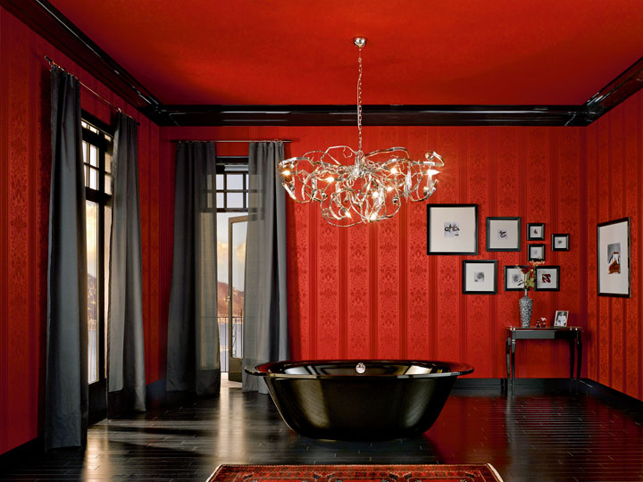 salle de bain rouge