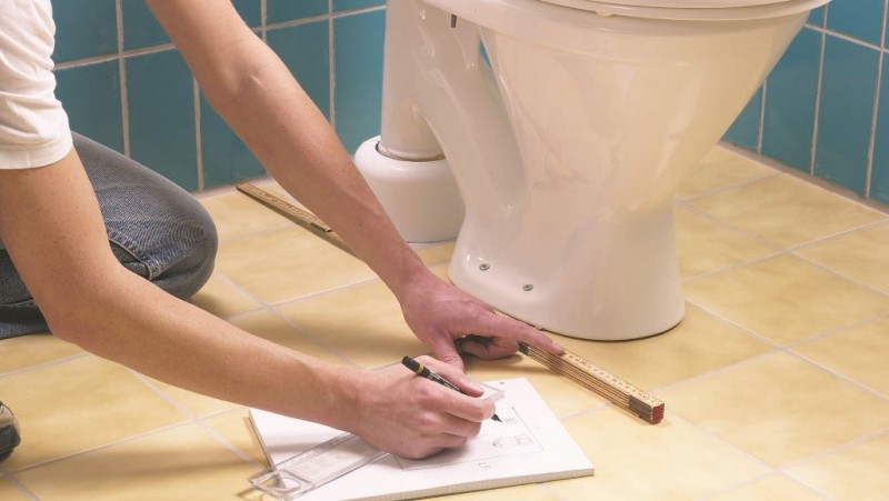 Comment installer une toilette sur une tuile avec vos propres mains